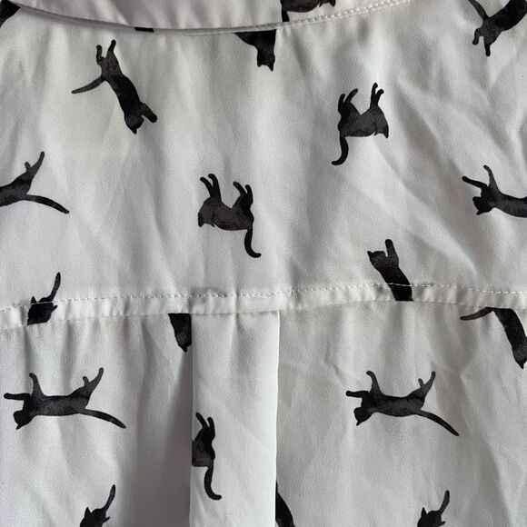 Torrid white with black cats Harper Georgette sleeveless 2 - Picture 7 of 7